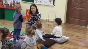 Конспект заняття з екологічного виховання для дітей першої молодшої групи "Лісовий безлад"