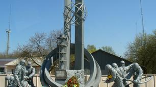 Чорнобиль - чорний біль України.Виховний захід до річниці аварії на Чорнобильській АЕС.