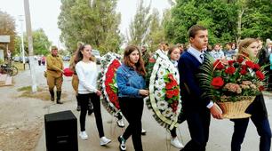 Сценарій свята до Дня Перемоги   «Не погасити пам'яті Вогонь».