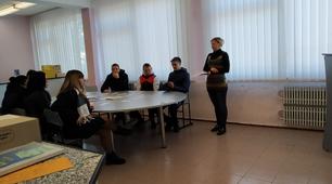 "До Дня Всесвітньої пошти", проведено ділову гру  - "Поштовий бій" за професією "Оператор поштового зв'язку"