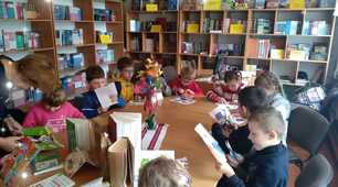 Бібліотечний урок-подорож "Книга твій друг, джерело освіти та знання"