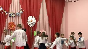 Виховний захід до Дня працівників освіти «Цей світлий день належить  вам по праву»