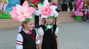 Сценарій 1 вересня 2019 р. "Білосніжка і сім гномів"