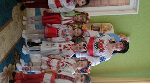 Комплексне заняття з національно - партіотичного виховання дітей молодшого дошкільного віку " Ранок у Селі"