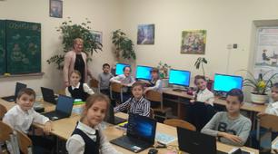 Тема: Підсумковий урок з інформатики «Google-сервіси: електронні карти, віртуальні подорожі сузір’ями та планетами; робота в середовищі графічного редактора».