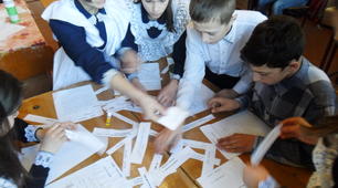 Concurs literar „Completează textul” (puzzle)