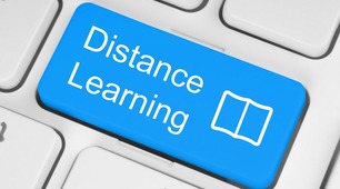 Презентація на тему: "What  is  distance   learning?" Advantages and disadvantages.