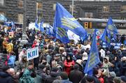 Профспілка освітян вийшла на акцію протесту – і погрожує оголосити страйк педагогів