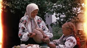 Додаток до сценарію "Жінка-мати" (До Дня МАТЕРІ)