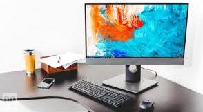 WHO IS THE BOSS OF MY LIFE:  ME OR MY COMPUTER?