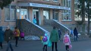В єдину школу в Нових Санжарах сьогодні батьки не пустили 400 учнів