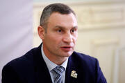 Загроза коронавірусу: у Києві закривають школи, університети та розважальні центри