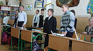 Ім’я уроку: Милосердя – ліки від усіх хвороб. Тема: Як запобігти хворобам і травмам  опорно – рухової системи (біологія).  Написання твору  у публіцистичному стилі на суспільну тему «Милосердя – ліки від усіх хвороб» ( українська мова).