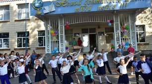 Свято першого дзвоника "Вересневим співом дзвоник нам луна"