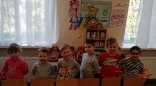 Конспект інтегрованого заняття з використанням Блоків Дьєнєша, "Один, два, три - пелюстки підбери"