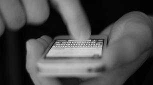 Поради користувачам телефонів. Неписані правила СМС-спілкування