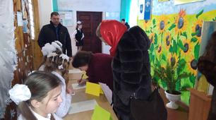 Сценарій зустрічі випускників різних років "прийдіть до школи в гості просто так"